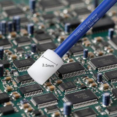 Mikro-Gap PCB Temizleyici TX742: Kalabalık toplantılarda eşsiz erişim için 3.5 mm Sünger Başı 75 mm altındaki bir sapı üzerinde
