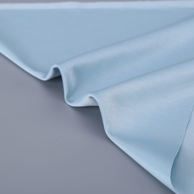 Özelleştirilmiş Boyutlu Dokuma Olmayan Mikrofiber Bez Temiz Oda İçin Yüksek Temizleme Yeteneği